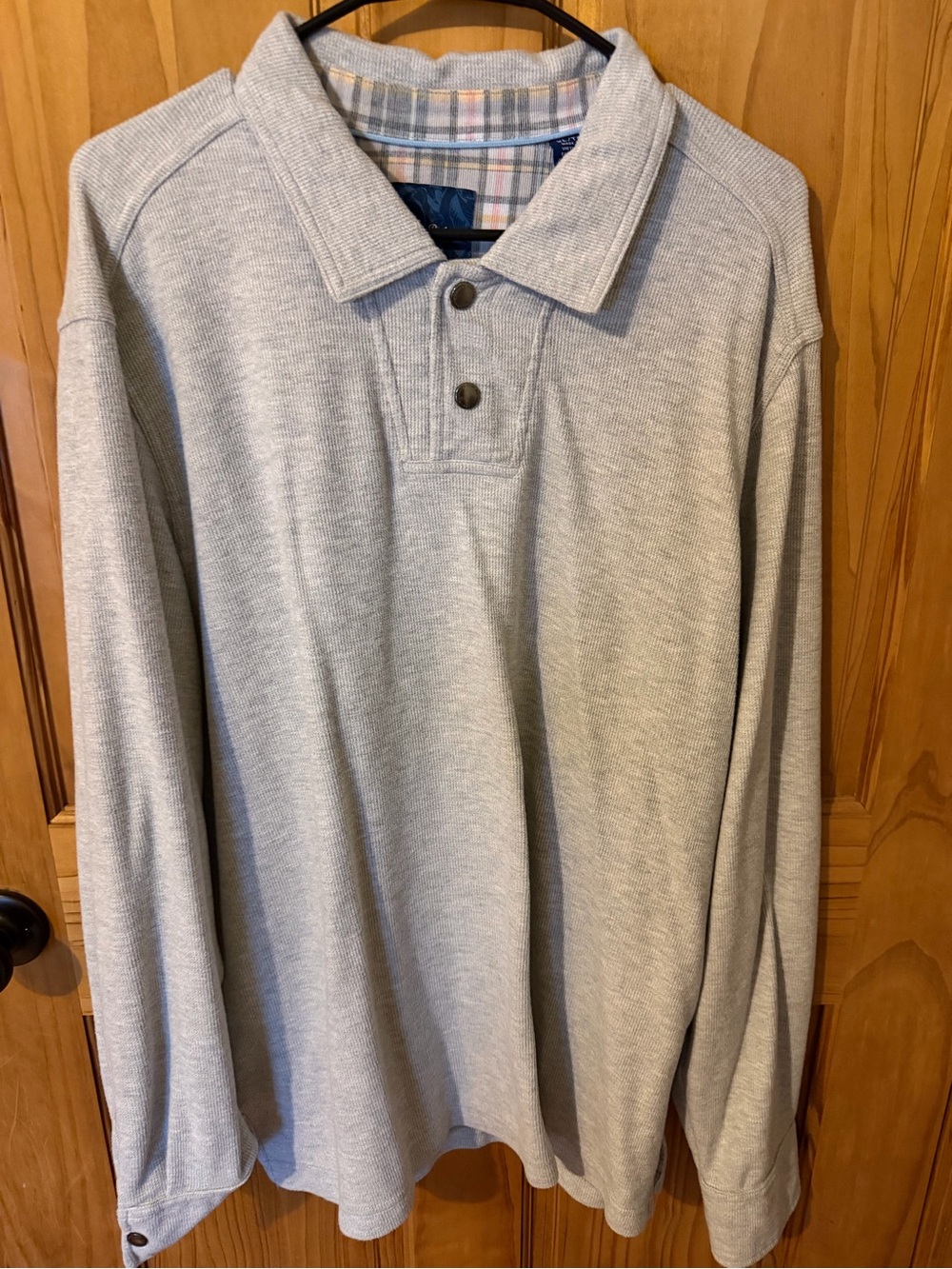Tommy Bahama Men’s Long-Sleeve Heather Gray Polo Shirt - Classic Casual